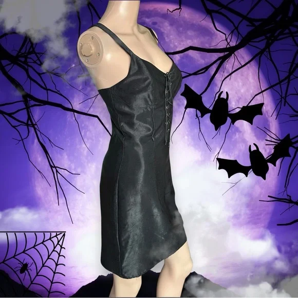 🦇Vintage Y2K Halloween Gothic Paris Laceup Dress🦇 - Picture 3 of 16